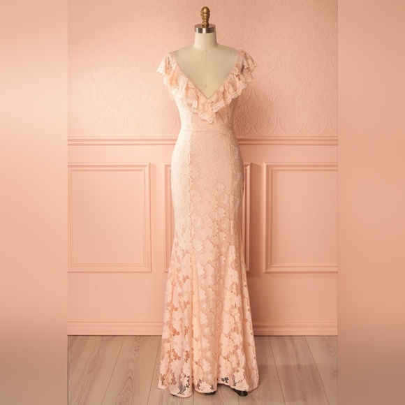 MANIJU Dresses & Skirts - Maniju Pink Lace Feminine Floral Gown